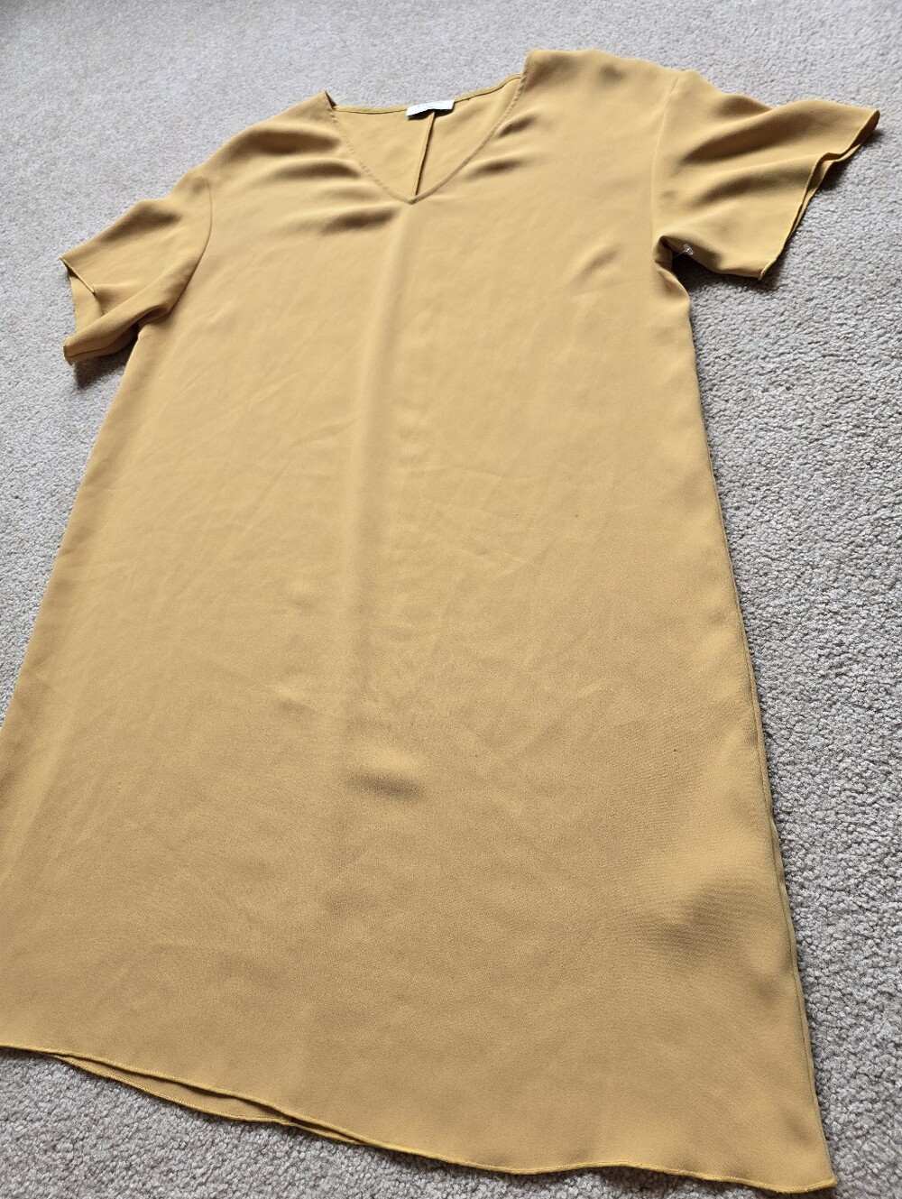 Aritzia Babaton Aaron Shift Dress Women Mustard Yellow Short Sleeve  Size Medium